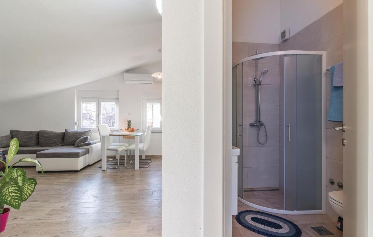 1 Bedroom Awesome In Apartmán